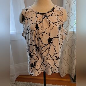 Banana Republic Monochrome Floral Sleeveless Blouse